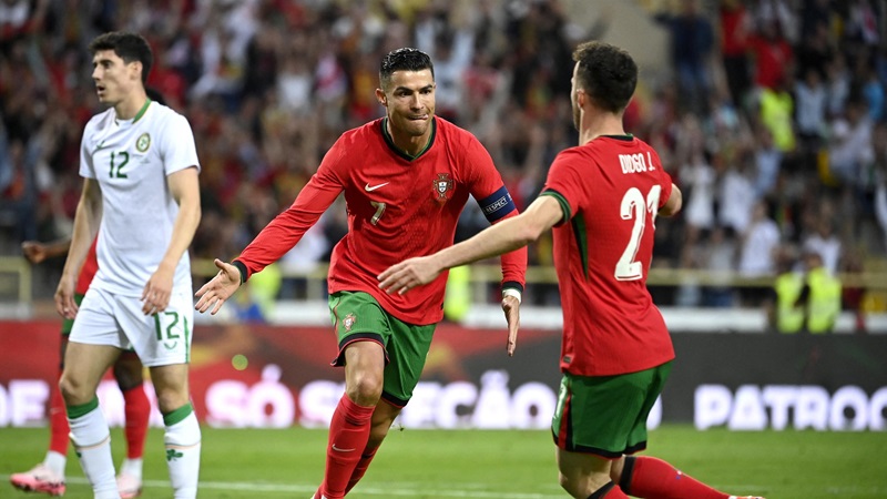 International Friendly: Portugal Triumphs 3-0 Over Republic of Ireland 2